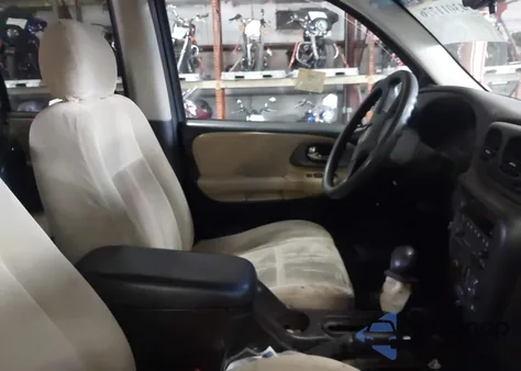 2005 Chevrolet Trailblazer Ls из США, поврежденный, VIN 1GNDS13S352172122